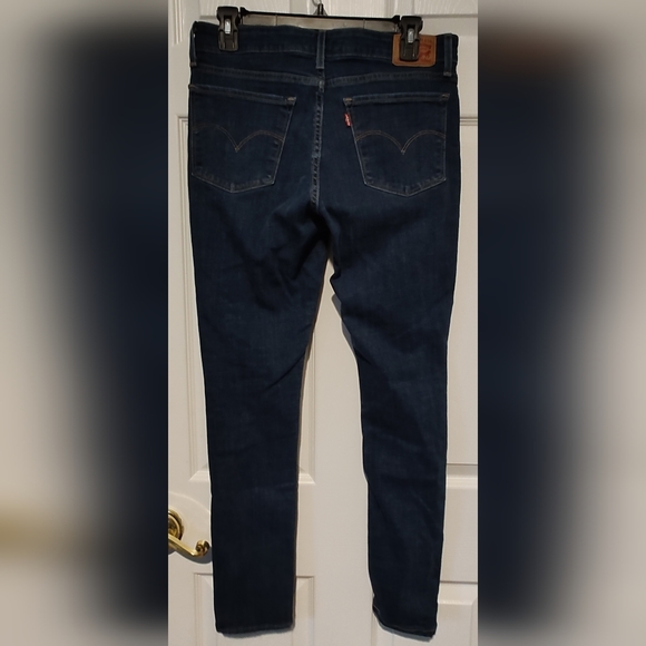 LEVIS - 711 Skinny - Picture 2 of 2